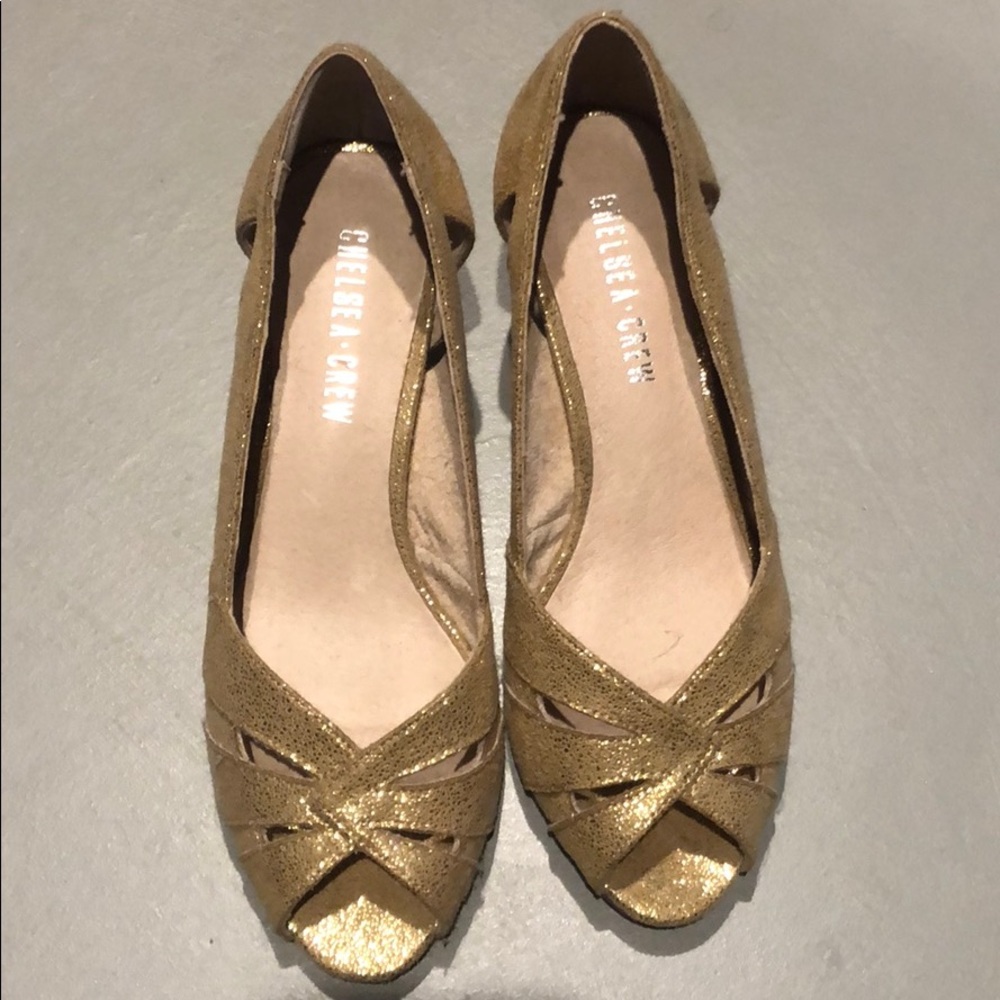 Chelsea Crew gold heels
